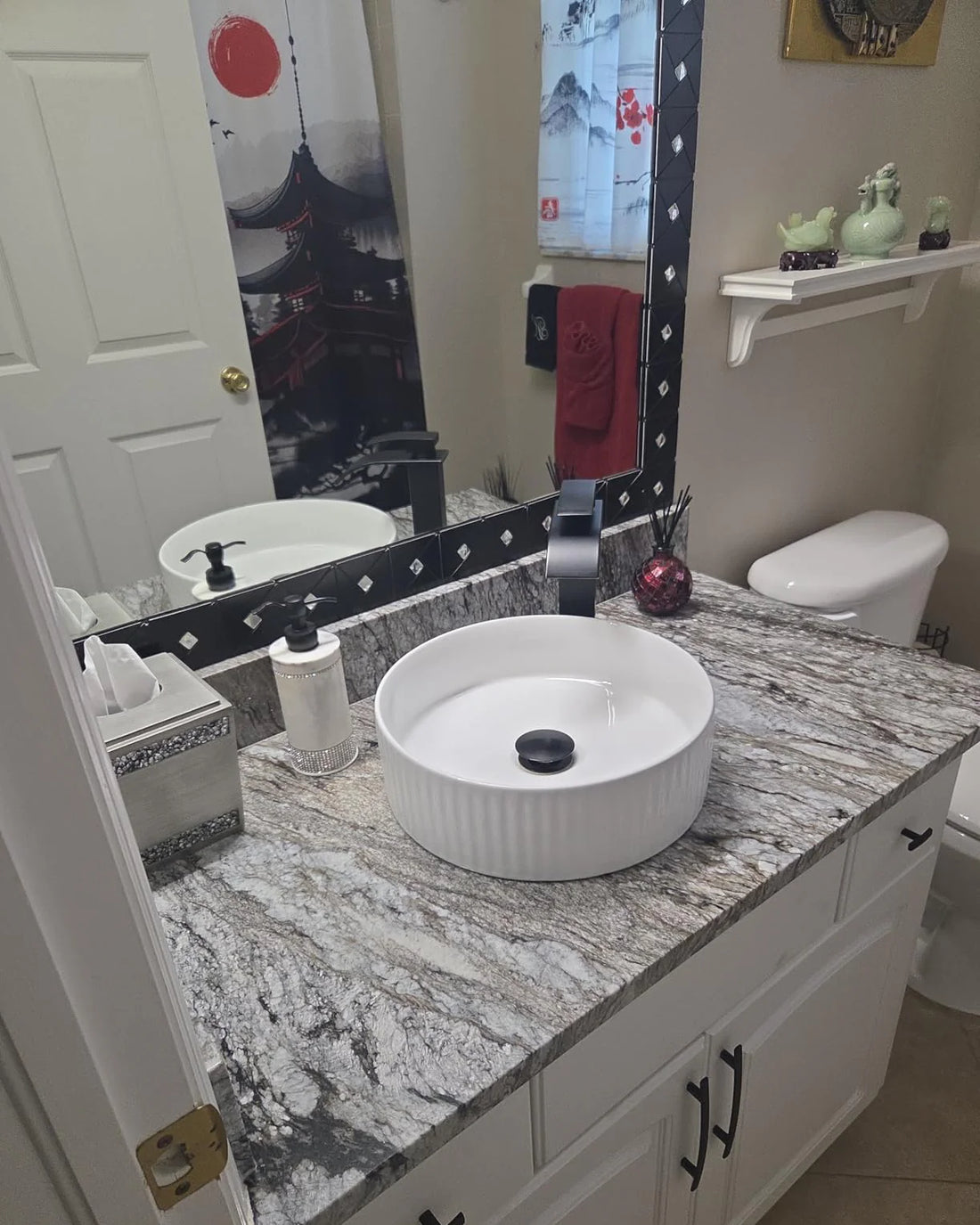 Vessel Sink vs. Undermount: Which is Best for Your Bathroom Remodel?